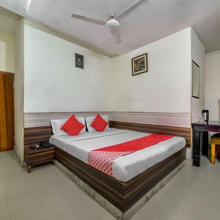 Oyo 40791 Hotel Hot N Fast Suratgarh エクステリア 写真