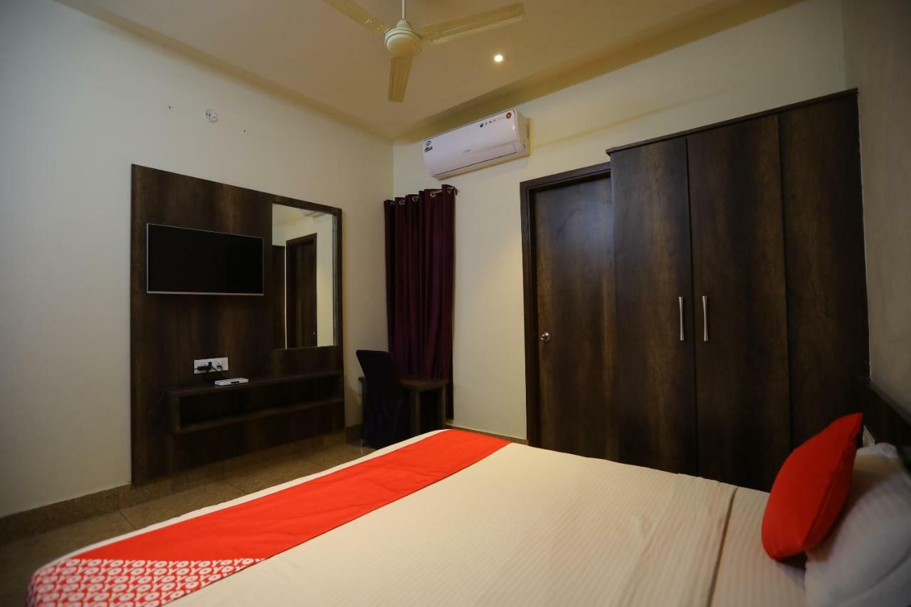 Oyo 40791 Hotel Hot N Fast Suratgarh エクステリア 写真