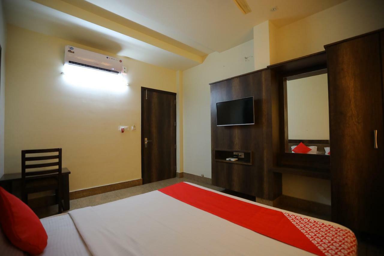 Oyo 40791 Hotel Hot N Fast Suratgarh エクステリア 写真