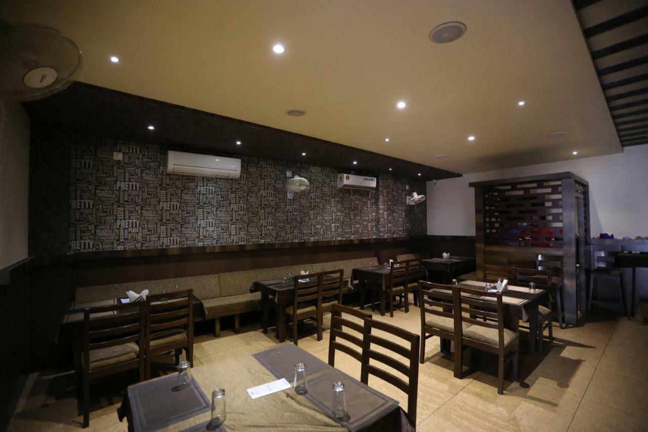 Oyo 40791 Hotel Hot N Fast Suratgarh エクステリア 写真